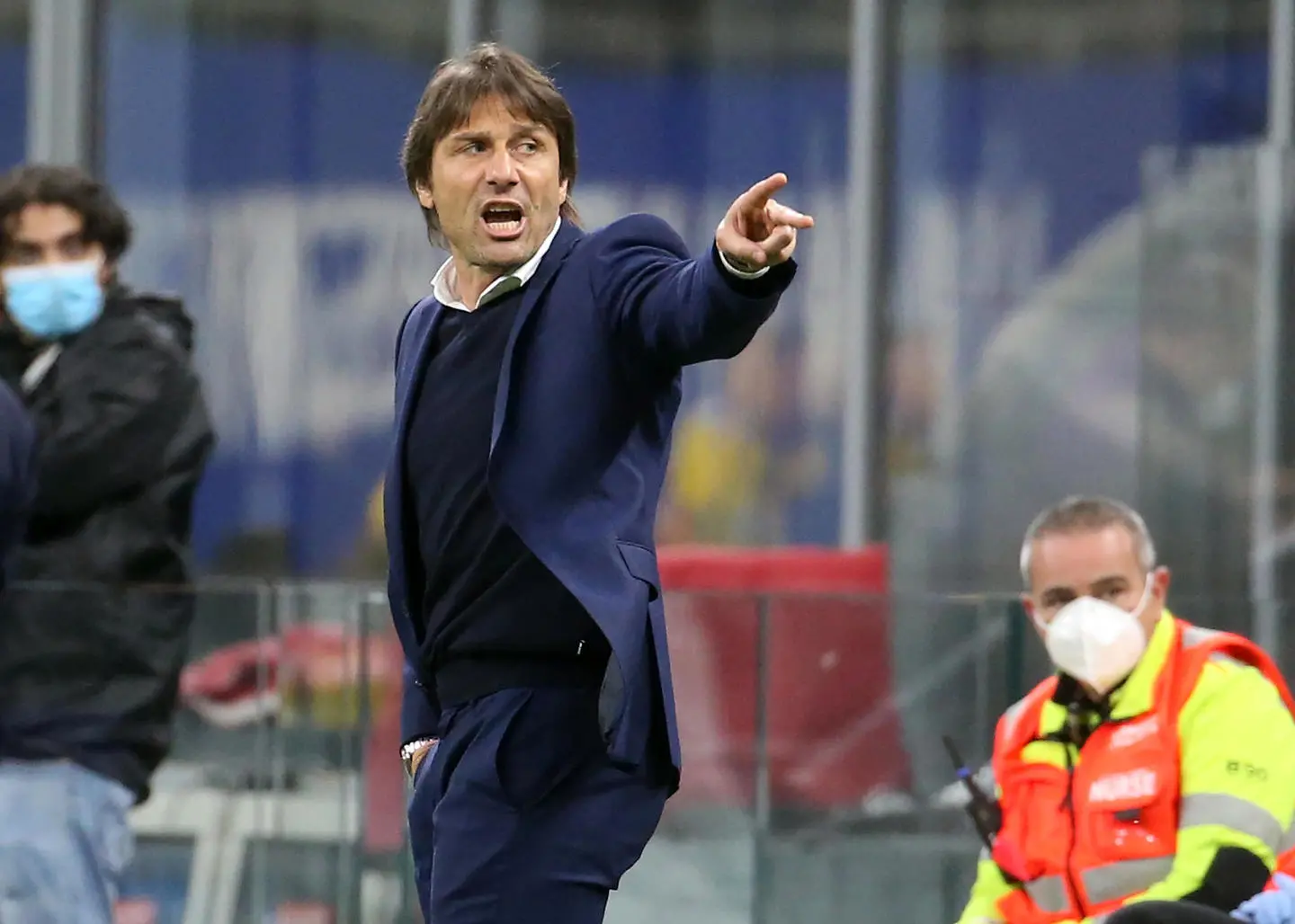 Antonio Conte verso la panchina del Tottenham. Presto l'annuncio