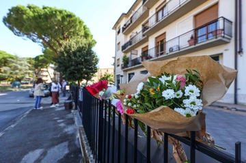 Klodiana uccisa, il sindaco: “Qualcuno ha visto il marito sparare”