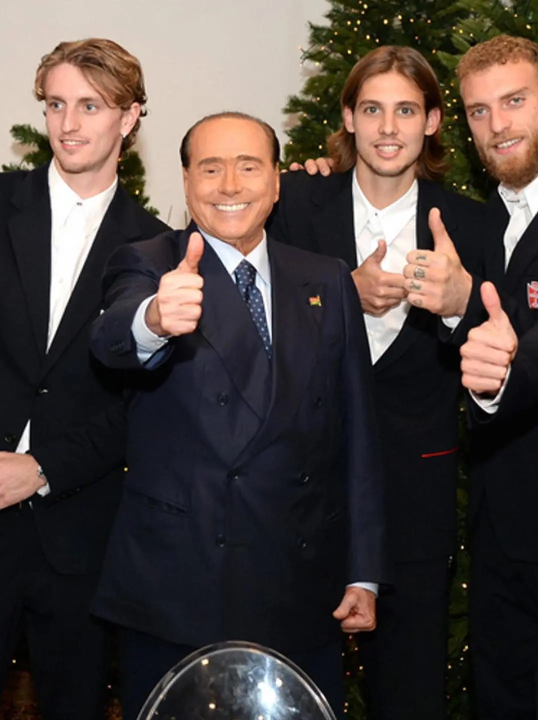 Berlusconi e il Monza, la battutaccia sessista alla cena fa esplodere la polemica