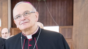 Caivano, il vescovo Spinillo invita papa Francesco al Parco Verde: “Un segnale di forte attenzione nel degrado”