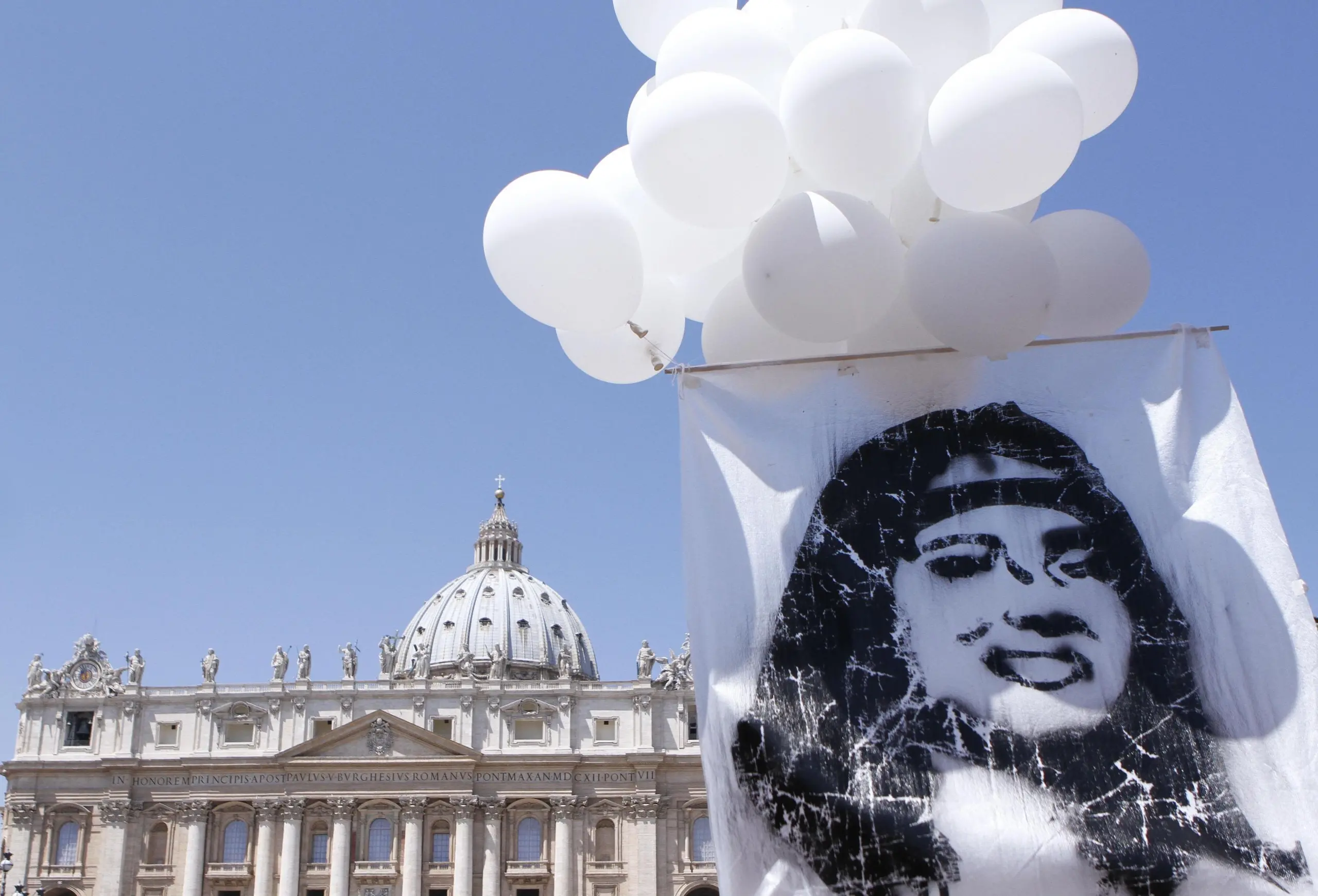 Emanuela Orlandi, Vaticano farà aprire due tombe nel cimitero teutonico