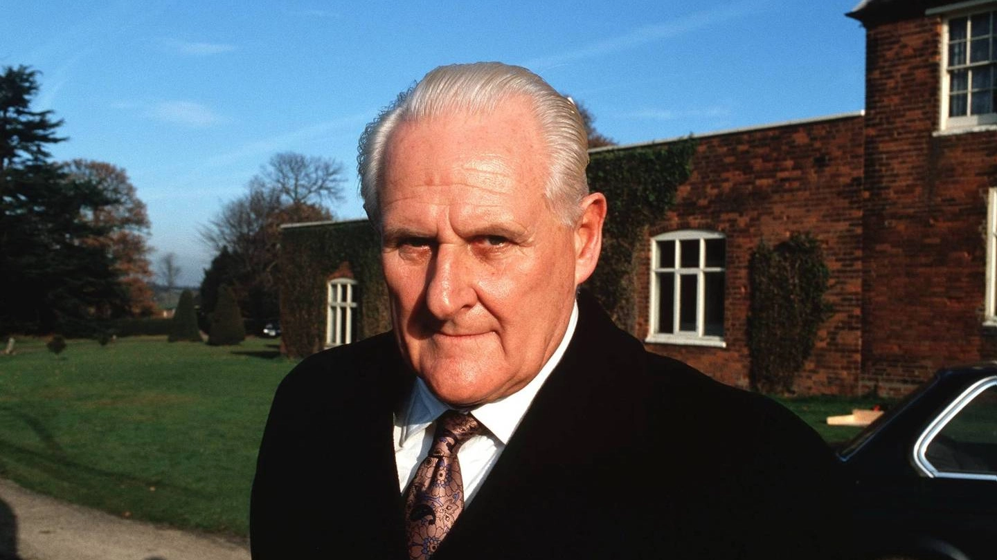 Peter Vaughan (Olycom)