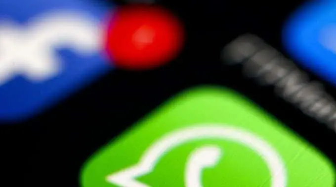 Antitrust: faro WhatsApp,dati a Facebook