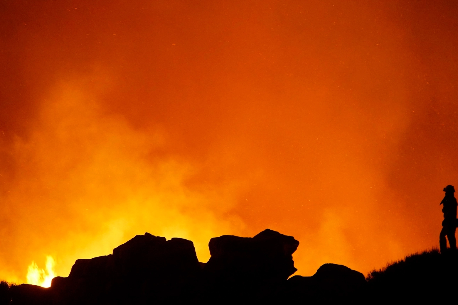 Tenerife a fuoco: evacuate 12mila persone