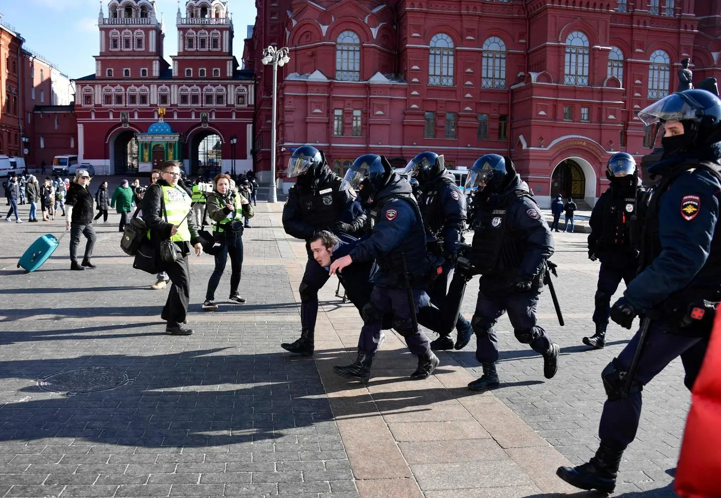 Proteste in Russia contro guerra in Ucraina: 14mila arresti da inizio invasione