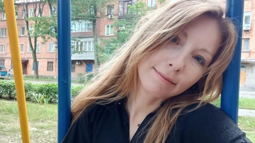 Ucraina, morta la giovane scrittrice Victoria Amelina: è la 13esima vittima del bombardamento russo a Kramatorsk