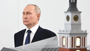 Putin visita Kaliningrad proprio nei giorni in cui parte la maxi esercitazione Nato