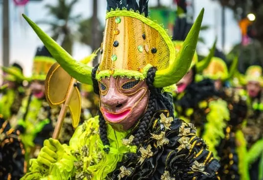 Repubblica Dominicana, un lungo Carnevale tra diavoli zoppi e tradizione