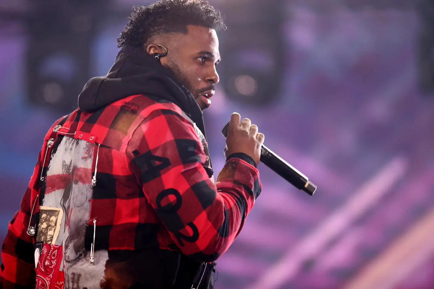 Jason Derulo scambiato per Usher e insultato scatena una rissa furiosa a Las Vegas