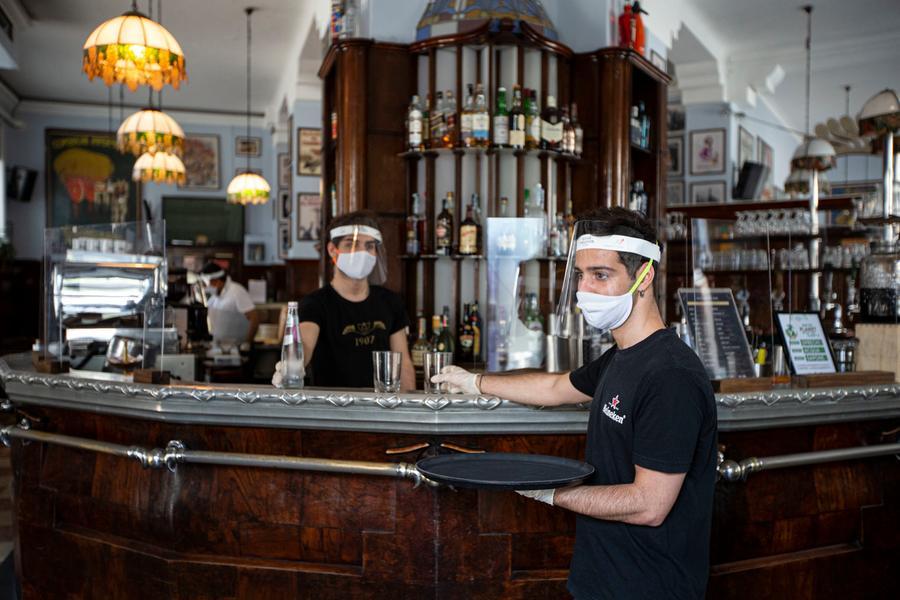 Coronavirus, Le Regole Per Mangiare Al Ristorante E Al Bar In Sicurezza