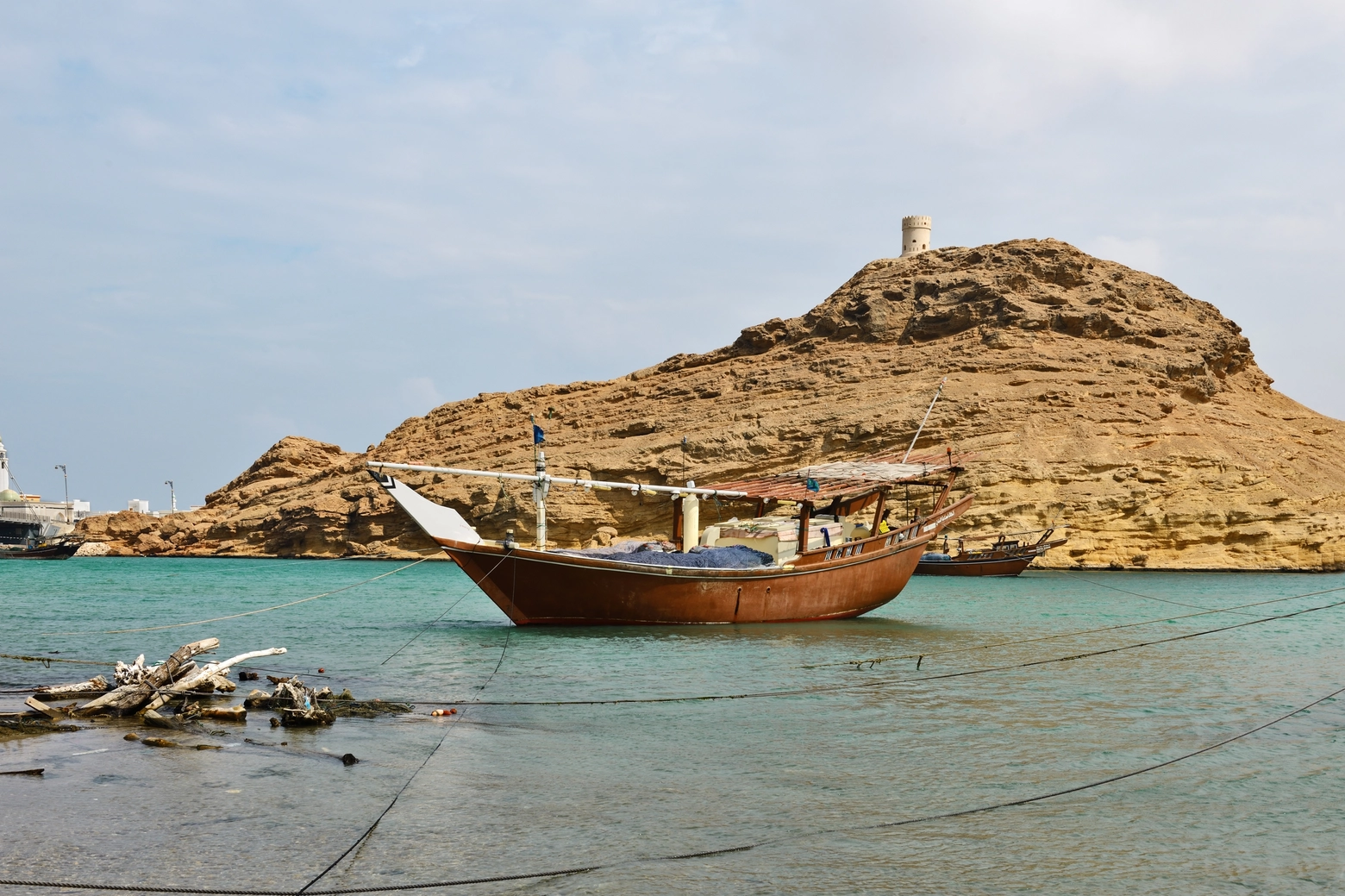 Un dhow, la tradizionale barca araba