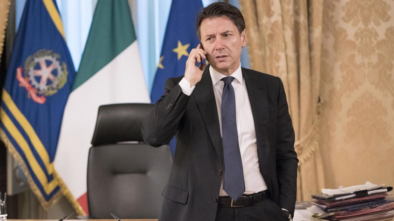 Giuseppe Conte, 55 anni, originario della provincia di Foggia