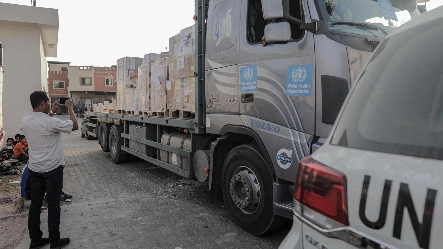 Altri 40 camion di aiuti umanitari potrebbero entrare a Gaza