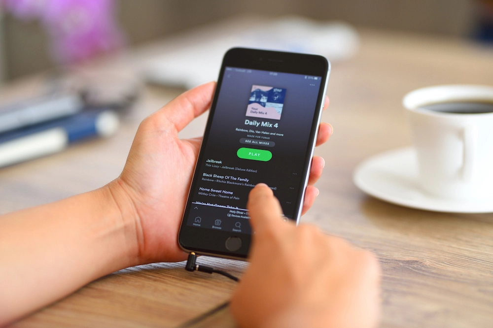 Spotify licenzia 1500 dipendenti