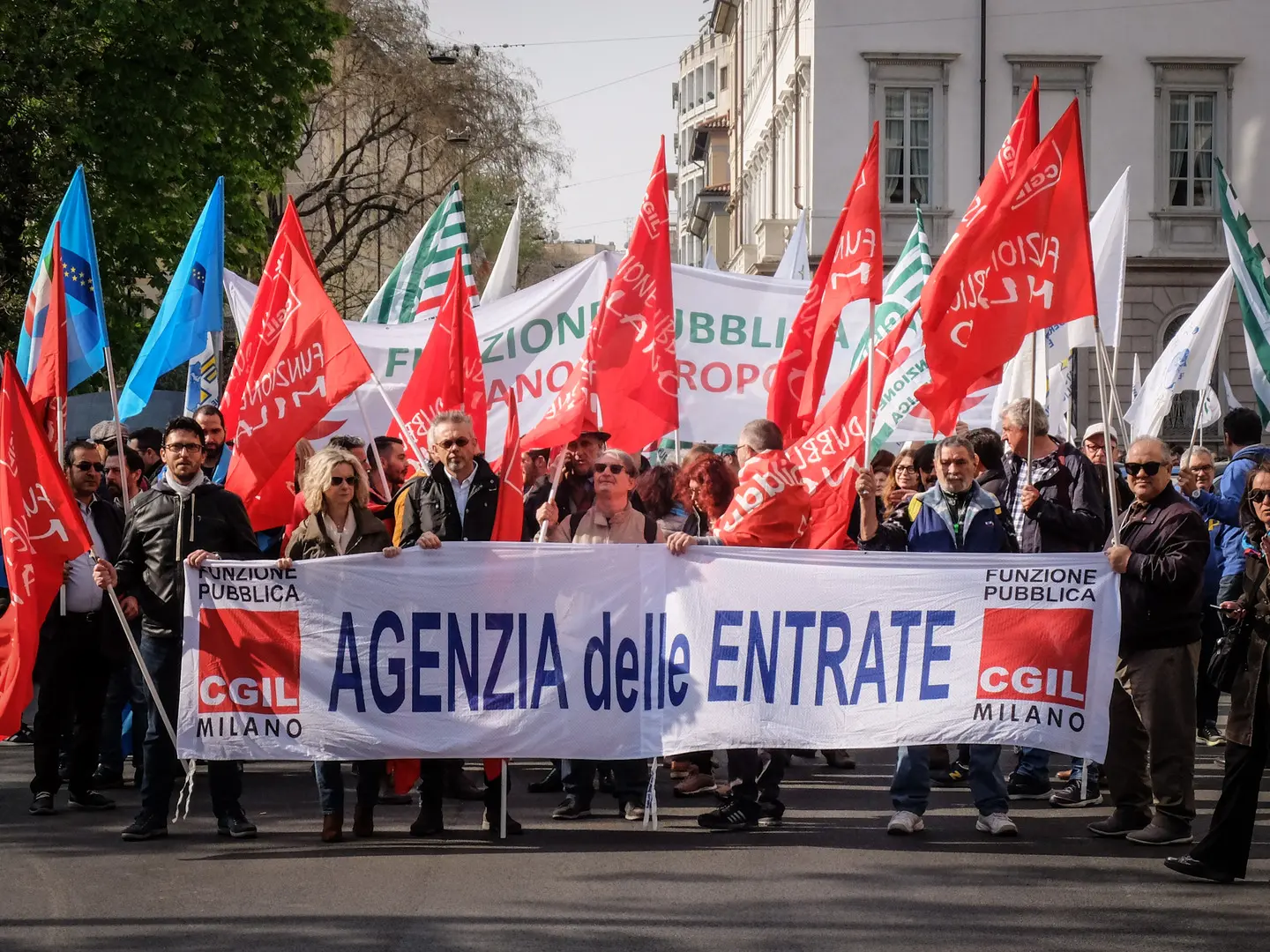 Gli scioperi di aprile, da Agenzia delle entrate a trasporto merci