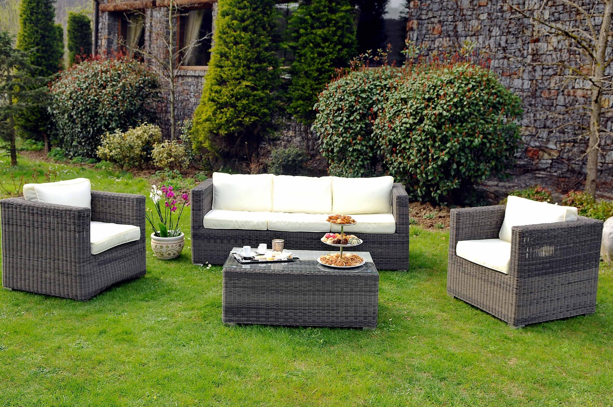 Sdraio da giardino e chaise longue esterno: relax in stile