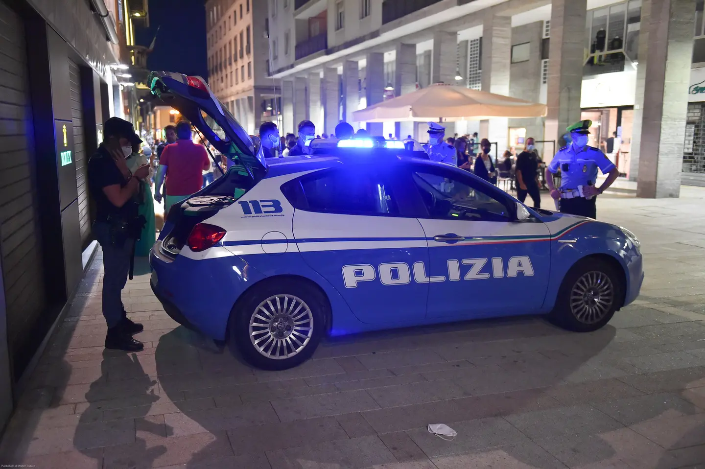 Senzatetto aggredito a Roma, individuati due ragazzi grazie al video