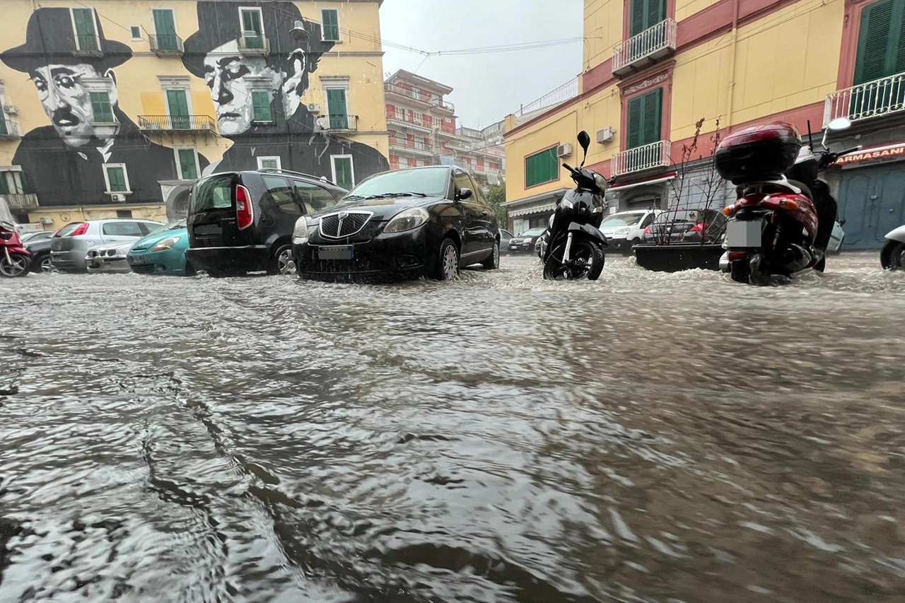 Il maltempo a Napoli e in Campania si protrae da giorni