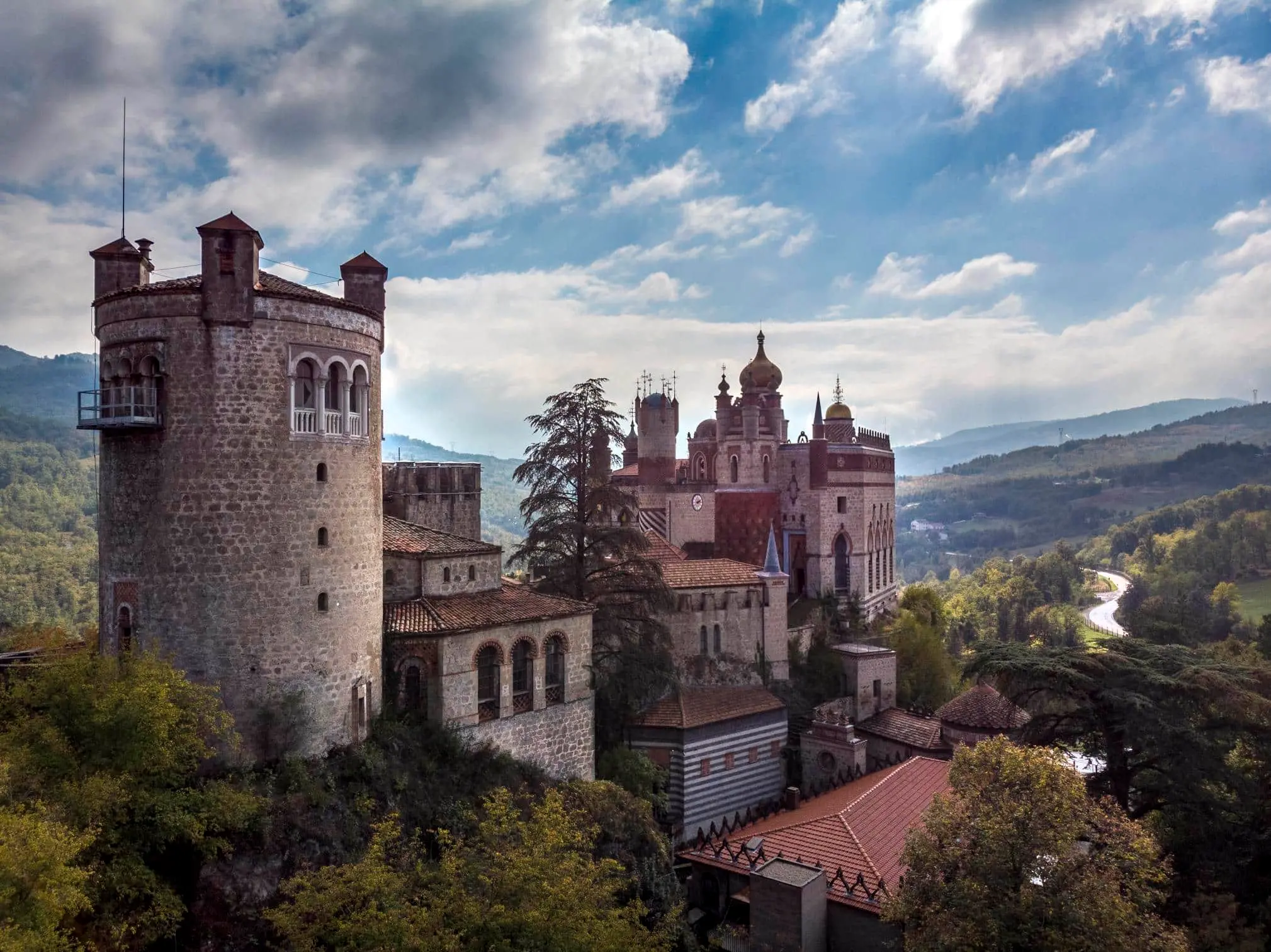 Rocchetta Mattei, un castello incantato nel cuore dell'Emilia