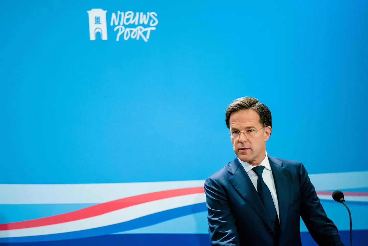 Olanda, il premier Rutte rispetta il lockdown e non fa visita alla madre morente