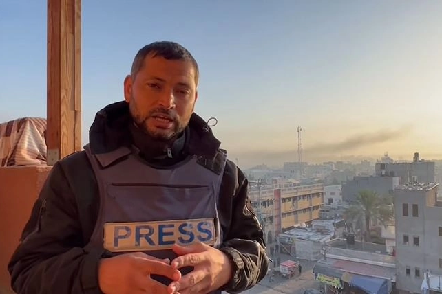 Il giornalista Ismail Abu Omar in una foto di Al Jazeera