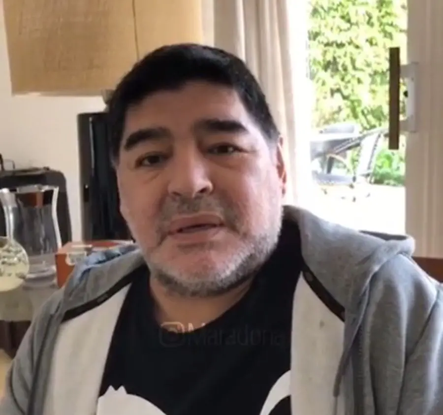 Maradona sbotta in un video: "Non ho l'Alzheimer"