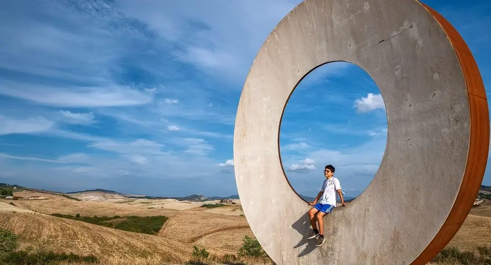 Diamanti di viaggio nel paesaggio toscano