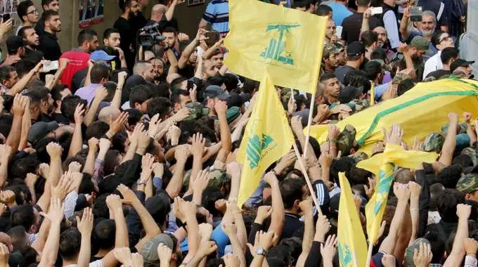 Hezbollah, comandante ucciso da ribelli