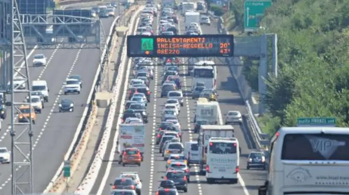 Autostrade:Atlantia,sale traffico estivo