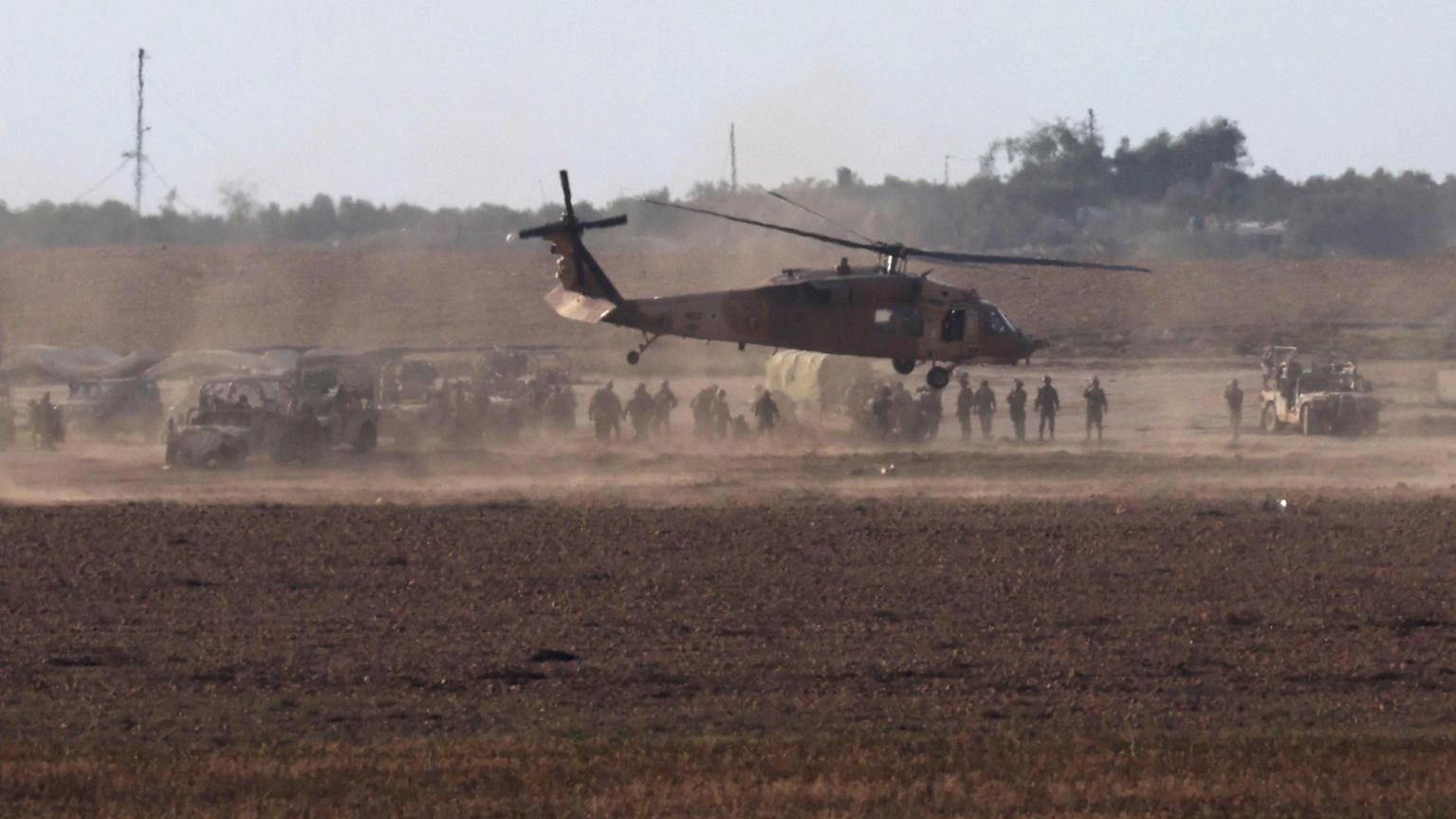 Israele annuncia la morte di 4 soldati a Gaza, totale sale a 97