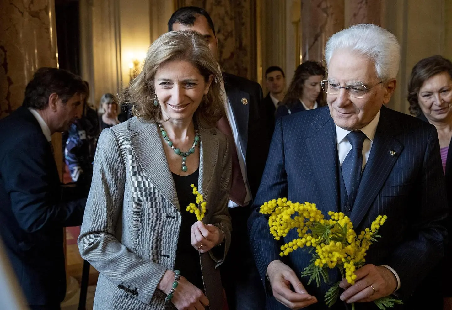 8 marzo, il presidente Mattarella: "Basta schiave del sesso"