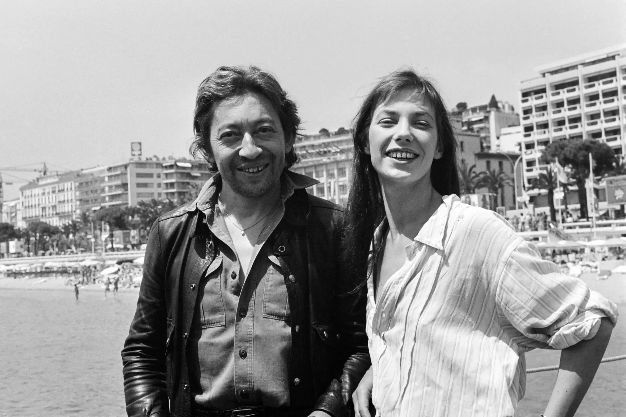 Jane Birkin tra amori e tragedie. La passione con Gainsbourg e la figlia  morta