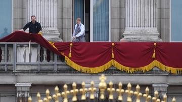 Incoronazione Carlo, la monarchia piace sempre meno. "Ma la repubblica non è per noi"