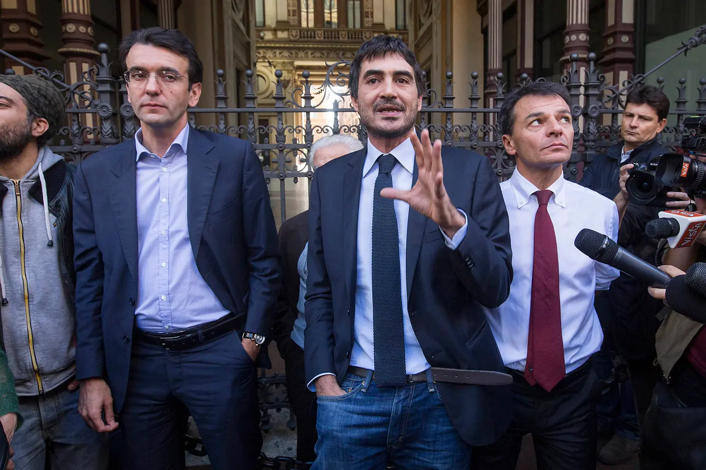 Sinistra italiana, super folla. "Noi, alternativi all'happy days di Renzi"