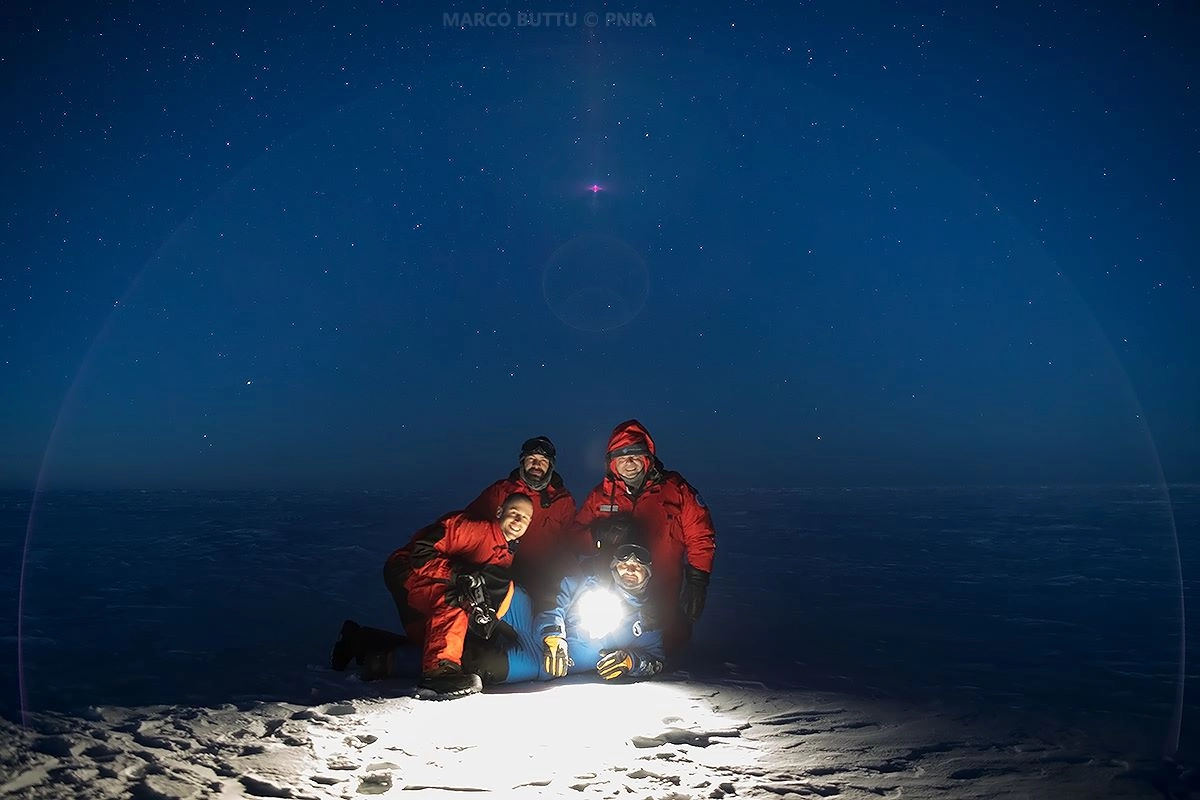 E' arrivata la notte a Concordia station