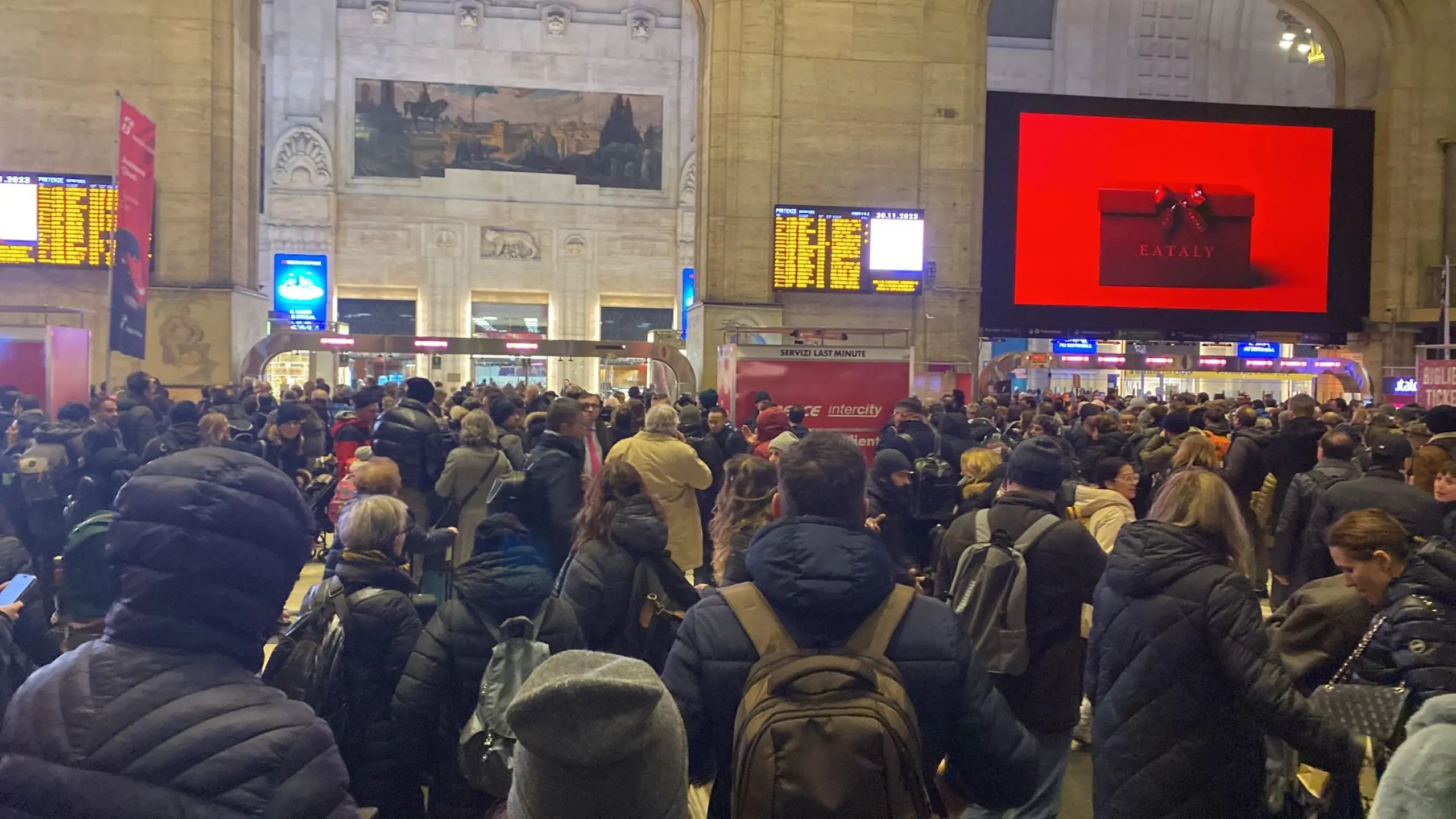 Sciopero Treni, è Caos. Cancellazioni E Ritardi: Italia Bloccata. L’ira ...