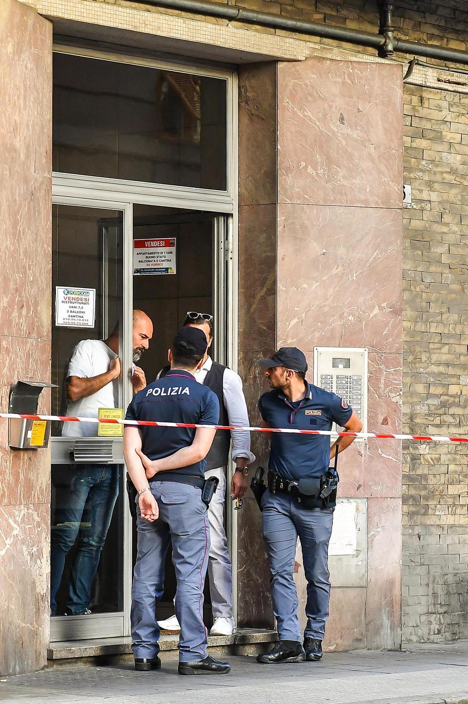 Ragazzo Ucciso A Genova, Indagato Poliziotto. Gabrielli: Presto Taser ...