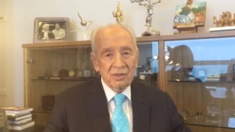 Shimon Peres poco prima dell'ictus, nel video registrato in mattinata