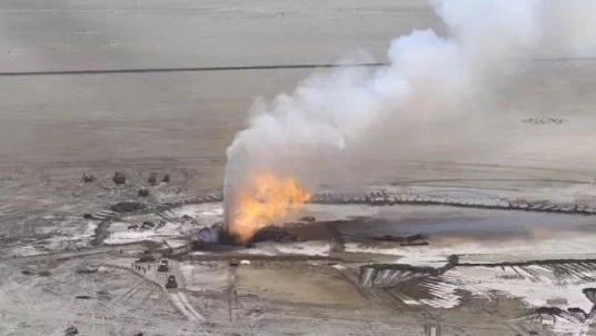 Fuga di gas metano da un pozzo in Kazakhstan