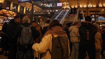 GB, trasporti nel caos: allagato tunnel Eurostar per la tempesta, treni cancellati