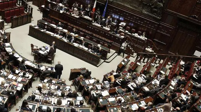 Boldrini, non delegittimare Parlamento