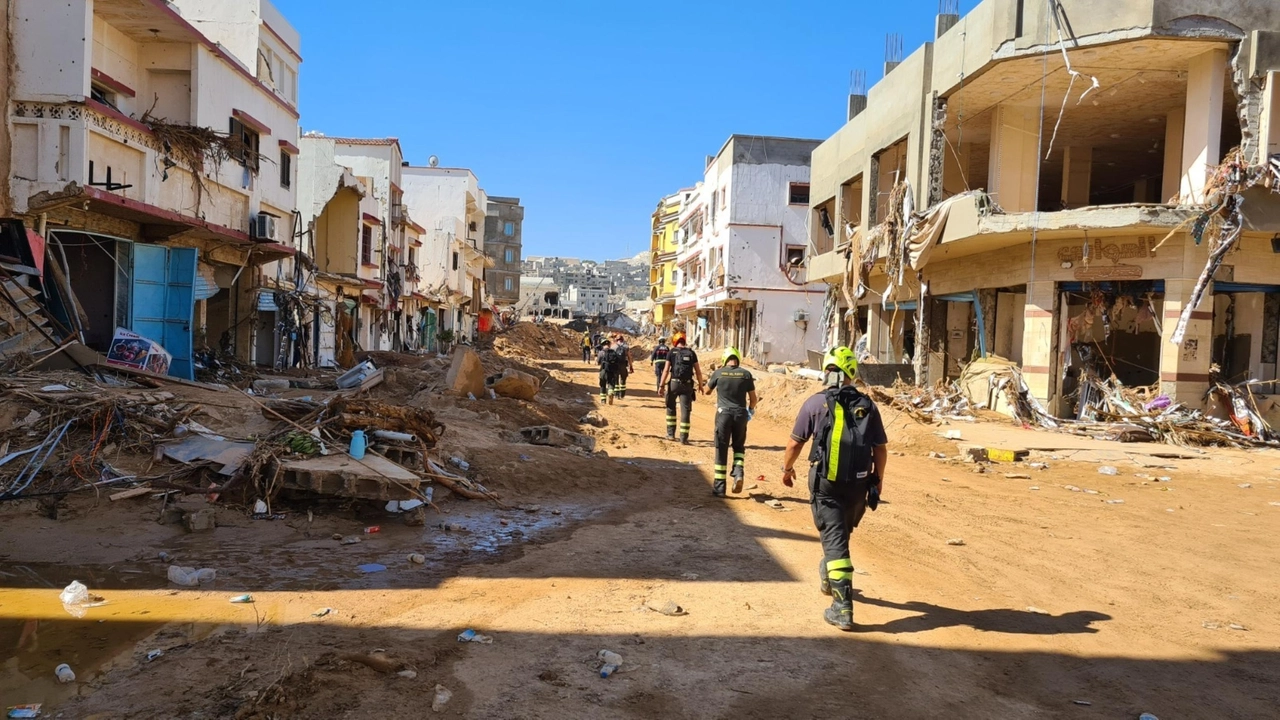 Libia: team italiano al lavoro lungo il fiume Wadi Derna (Ansa)