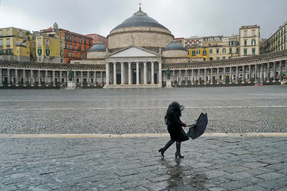 Previsioni meteo, domenica nuvole in aumento e qualche pioggia: ecco dove