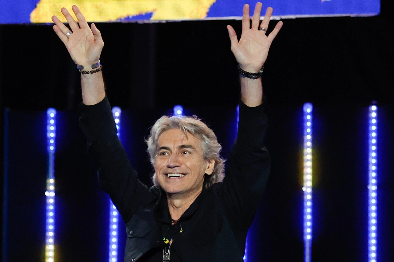 Luciano Ligabue al concertone del Primo maggio (Ansa)