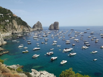 Capri, via libera alle corse notturne Napoli-Capri nei mesi estivi