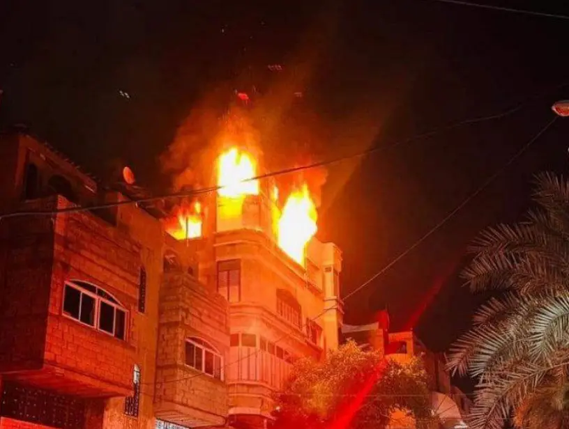 Striscia di Gaza, incendio a Jabalia: almeno 20 morti. Bambini fra le vittime