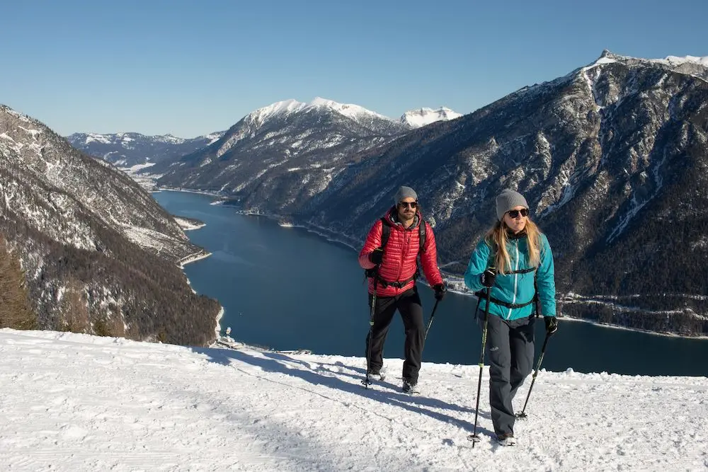 Il Tirolo riapre dopo il lockdown, ecco dove fare trekking nella neve