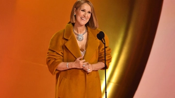 Celine Dion, dopo la malattia a sorpresa ai Grammy: premia Taylor Swift e commuove tutti