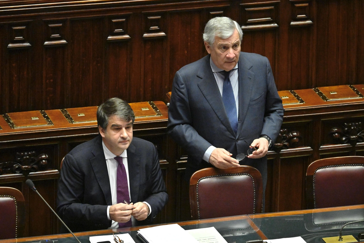 Il vicepremier Antonio Tajani, leader di FI, con il neocommissario Ue, Raffaele Fitto