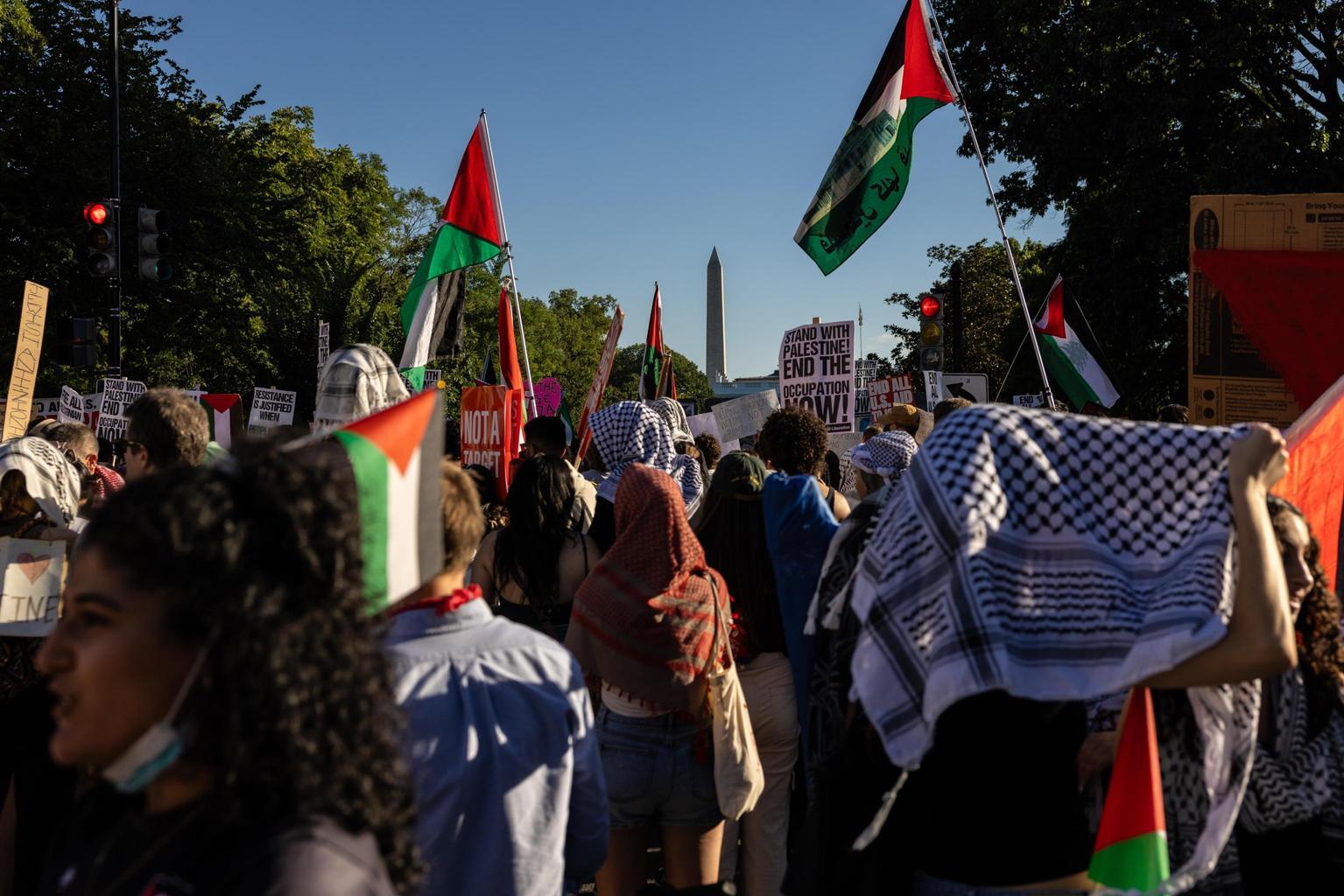 Proteste pro-Gaza alla Casa Bianca, 'Palestina non è in vendita'